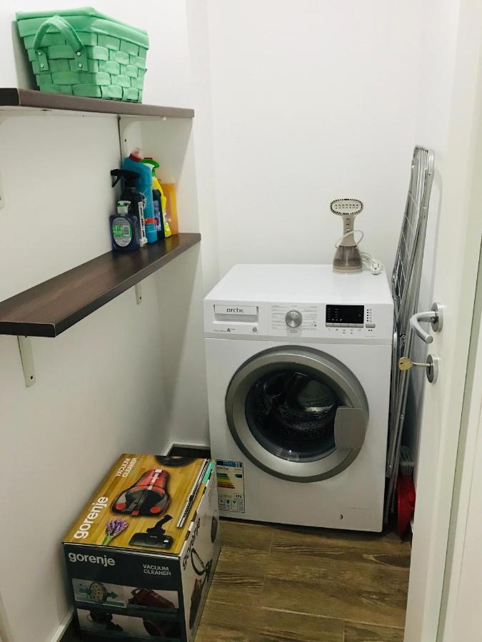 Comfy Apartment - Free Private Parking,Ac,Wi-Fi Карей Екстер'єр фото